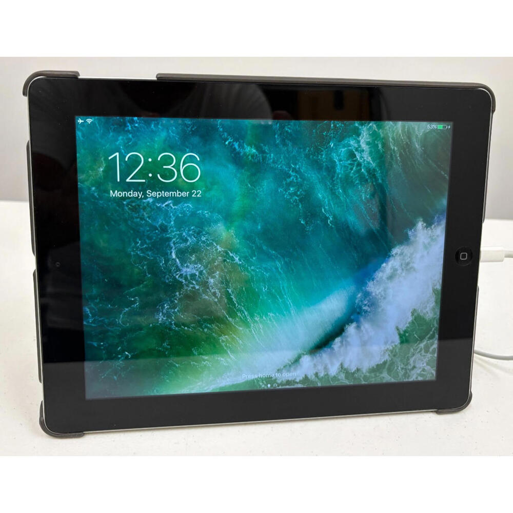 Apple iPad (4th Gen) 32GB Wi-Fi - Silver (MD511LL/A) *Please Read*